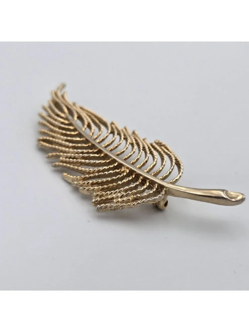 Gold-Tone Leaf Brooch Pin With Textured Design By Monet 3